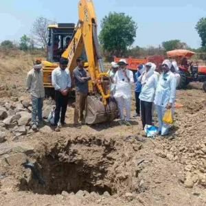 Rainwater Recharge Pits for One Village — Jalna District, Maharashtra